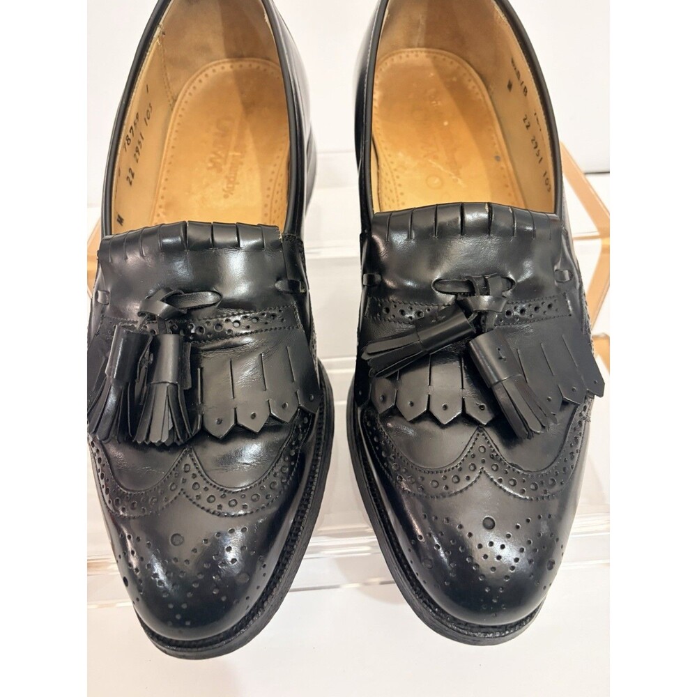 Johnston & Murphy Optima Black Wing Tips Kitties Tassle  Loafer 8.5